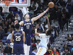 Spurs Pelicans Basketball