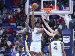 Spurs Pelicans Basketball