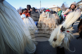 Средец - кукерски игри