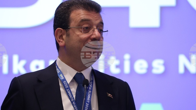 Турската прокуратура е поискала присъда от над 2000 години за бившия кмет на Истанбул Екрем Имамоглу