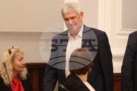 Министерски съвет - НСТС - извънредно заседание - Пламен Димитров