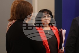 Министерски съвет - НСТС - извънредно заседание - Теменужка Петкова
