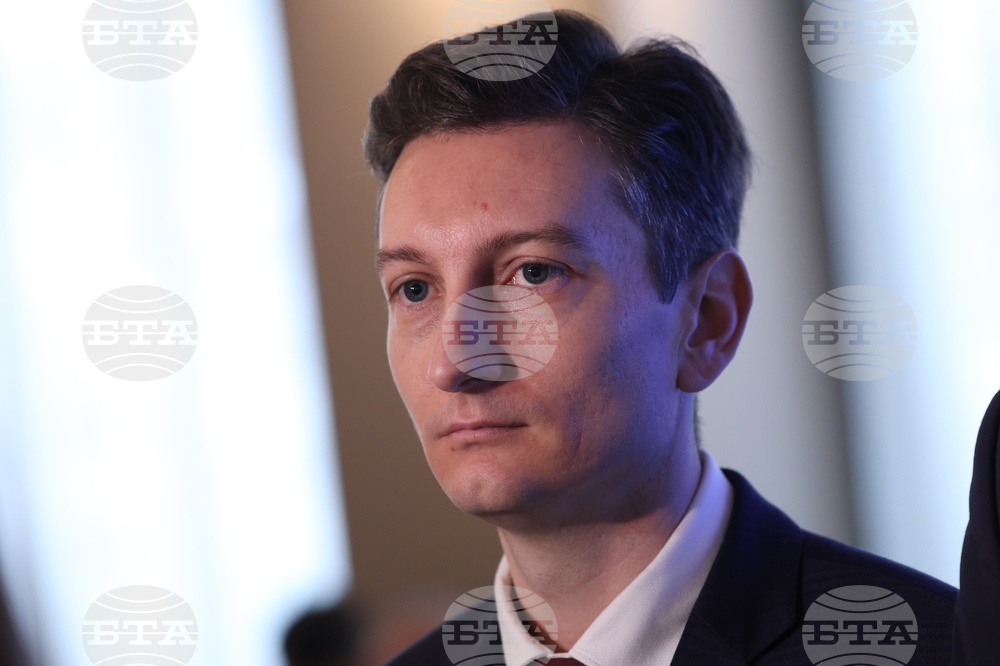 Заплатите в столичния градски транспорт са увеличени със 150% от 2018 г. до 2024 г., заявява зам.-кметът Иван Василев