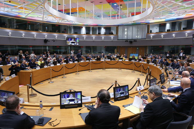 ЕС отменя част от санкциите срещу Сирия