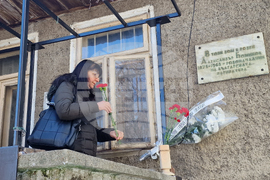 Свищов - 147 години от рождението на Александър Божинов - поднасяне на цветя