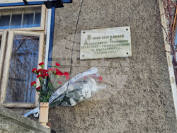 Свищов - 147 години от рождението на Александър Божинов - поднасяне на цветя
