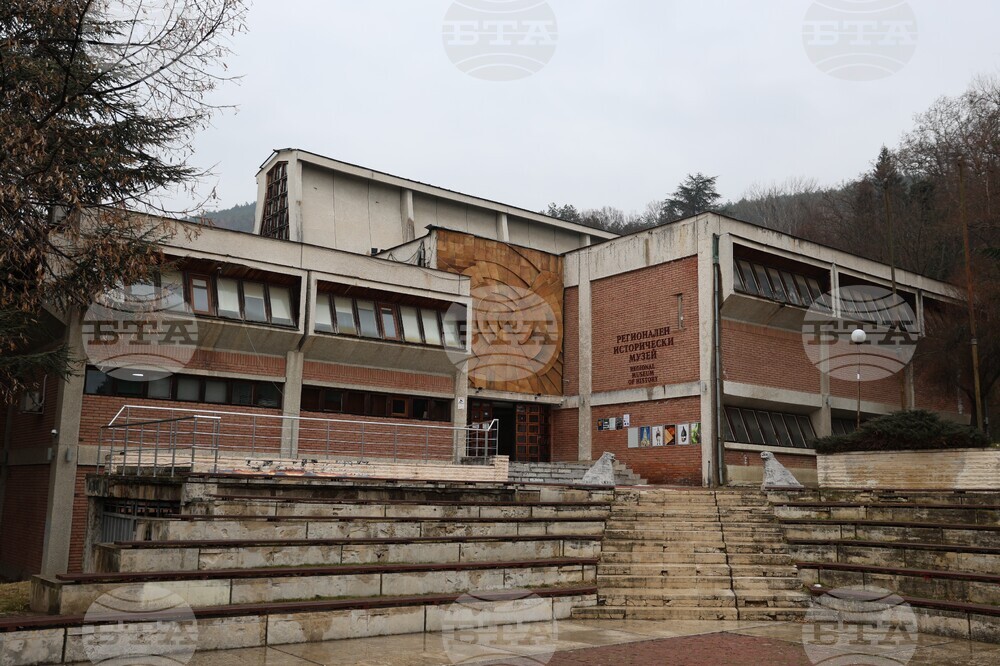 Община Благоевград и Гражданско сдружение „Горна Джумая“ представят пластика на скулптурата „Паметник на незнайния македонски четник“