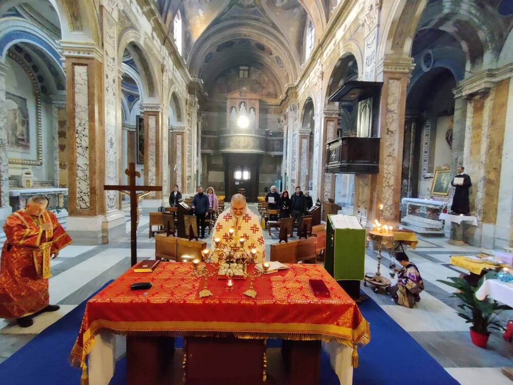 Българската православна църква в Рим и околностите отбеляза Неделя Месопустна 