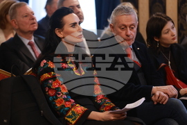 Дискусия - „3 години война срещу Украйна”