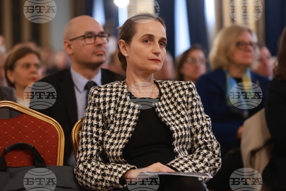 Дискусия - „3 години война срещу Украйна”