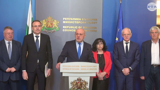 Проектът на Бюджет 2025 отговаря изцяло на изискванията на Закона за публичните финанси, каза министър Теменужка Петкова