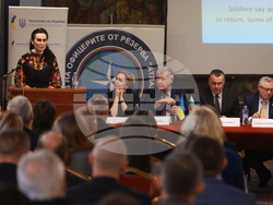 Дискусия - „3 години война срещу Украйна”