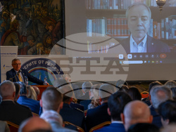 Дискусия - „3 години война срещу Украйна”