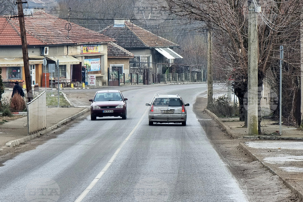 Трима шофьори са задържани в Монтанско за шофиране след употреба на наркотици и алкохол, иззет е автомобил