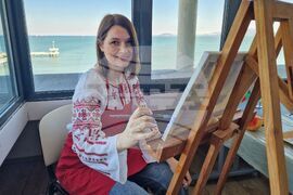 Бургас - „Рисуване на фара на надеждата” - инициатива