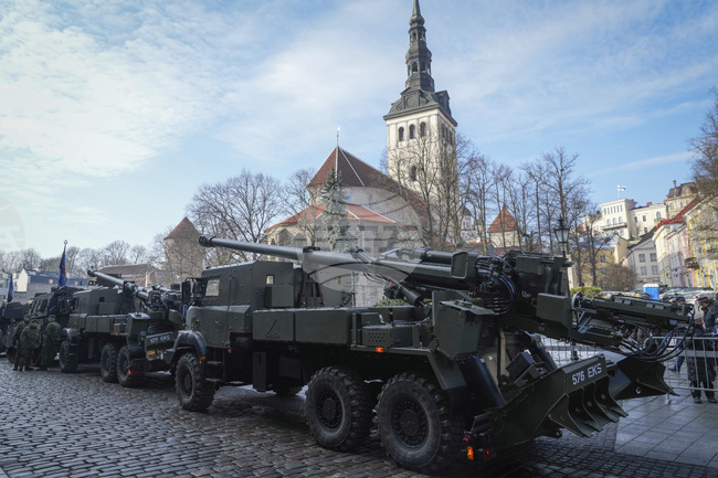 Хърватия купува 18 гаубици „Цезар“ от Франция