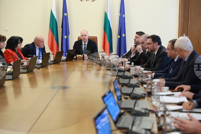 В Народното събрание днес ще бъде внесен проектът на Закона за държавния бюджет за 2025 г., съобщи премиерът Росен Желязков