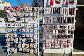 Търговище - Къщичка на Пижо и Пенда - базар