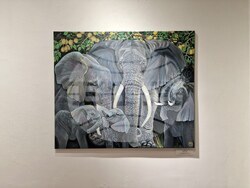 Елена и Стефания от Tornado Twins представят своя изложба в столичната галерия Port.A. Снимка: Емануел Смърков/БТА