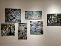 Елена и Стефания от Tornado Twins представят своя изложба в столичната галерия Port.A. Снимка: Емануел Смърков/БТА