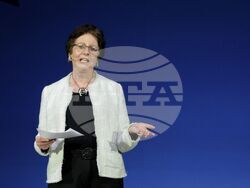 Издателство „Просвета" - годишнина - Хелга Холткамп