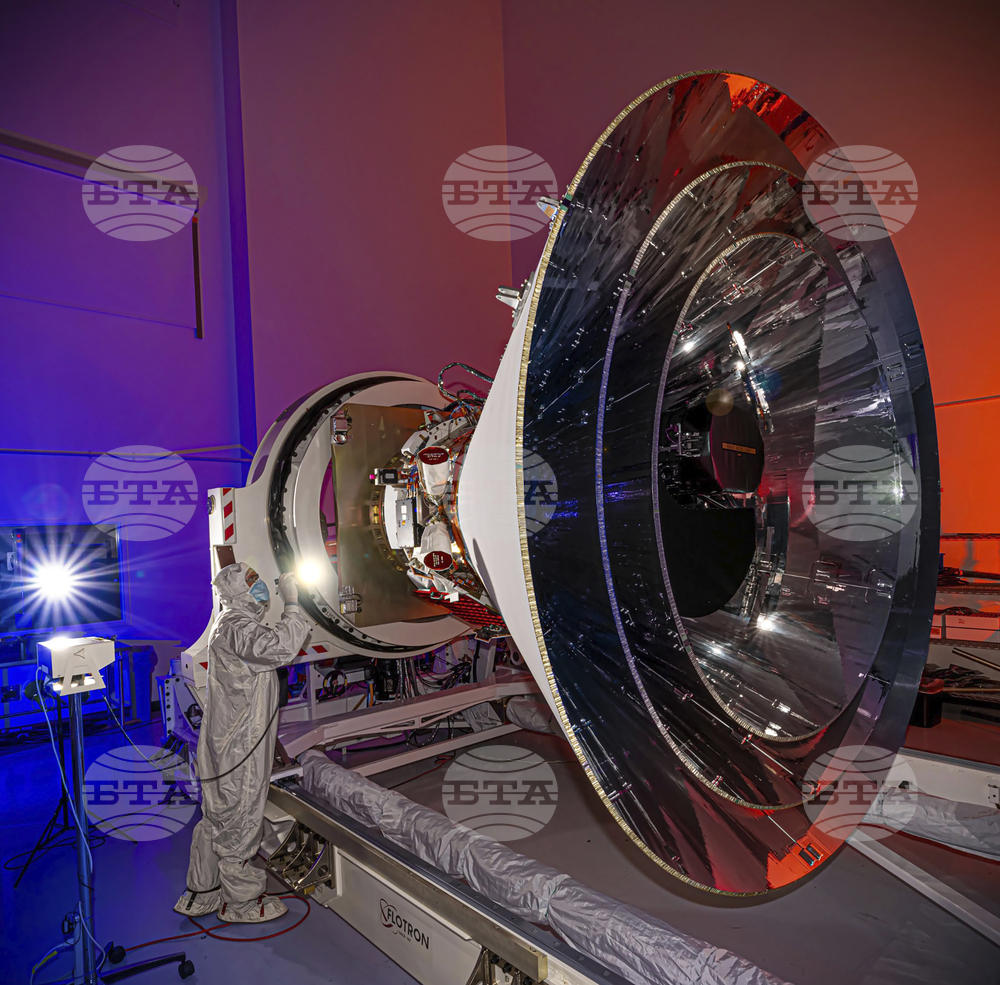 Космическият телескоп SPHEREx на НАСА започна да картографира небето