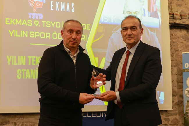 "За съжаление, нямаме кой знае какъв късмет в последните мачове", ядосва се треньорът на Гьозтепе Станимир Стоилов