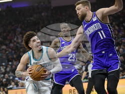 Hornets Kings Basketball