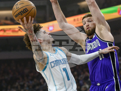 Hornets Kings Basketball