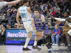 Hornets Kings Basketball