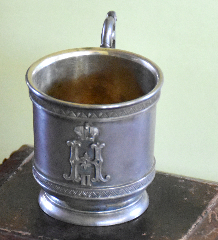 Единствен, но забележителен културен артефакт – възпоменателна сребърна чаша на опълченец, участвал в боевете при Шипка, ще представи Историческия музей в Бургас