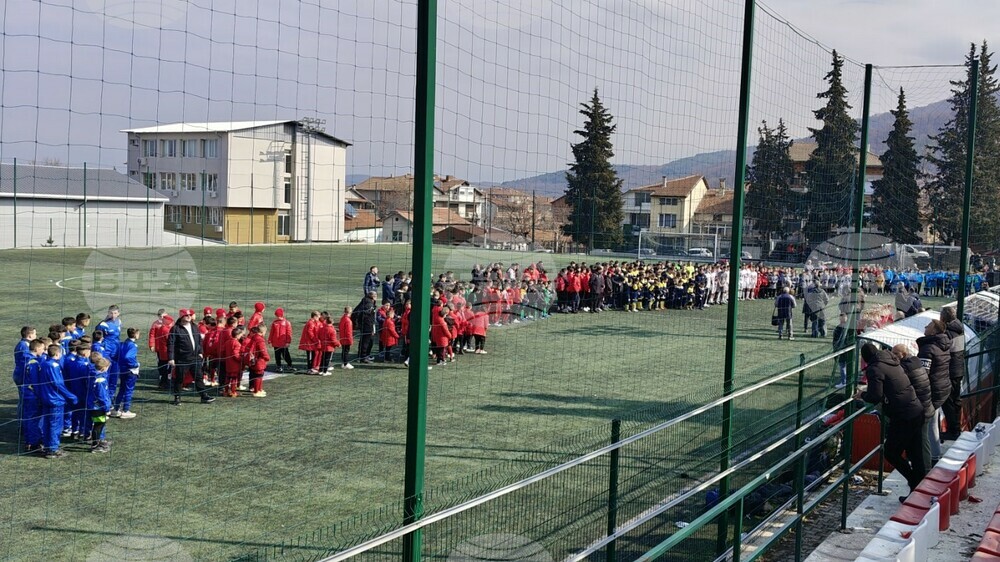 Два медала спечелиха отбори от футболната школа на Пирин (Гоце Делчев) в петото издание на турнира "Петрич Къп", четири титли за домакините от Беласица