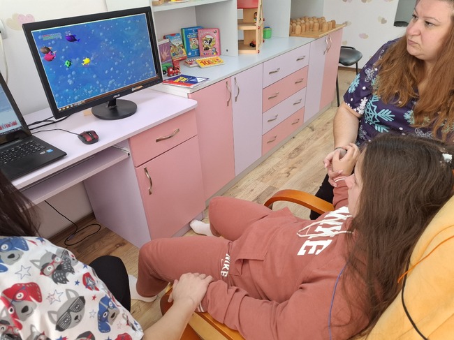 Община Сливен: Вече две години „Свети Стилиян Детепазител“ прилага биофийдбек терапия за релаксация и намаляване на стреса 