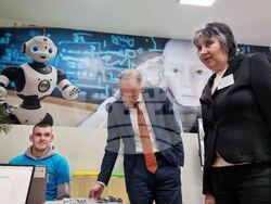 Мездра - STEM-кабинет - министър - откриване