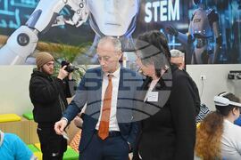 Мездра - STEM-кабинет - министър - откриване