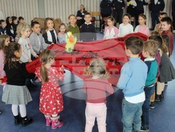 Българското неделно училище „Христо Ботев“ в германския град Аугсбург отбеляза десет години от своето основаване с тържество