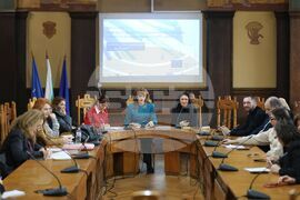 Бургас - свобода на медиите и дезинформация - кръгла маса