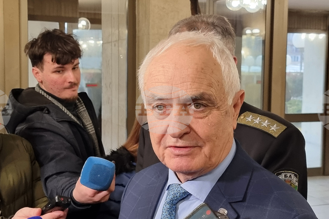 Defence Minister Discusses Military Capabilities, Defence Spending, Armed Forces Undermanning