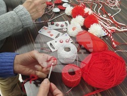 Над 100 мартеници изработиха сънародници в Милано в рамките на инициативата „Седянка“