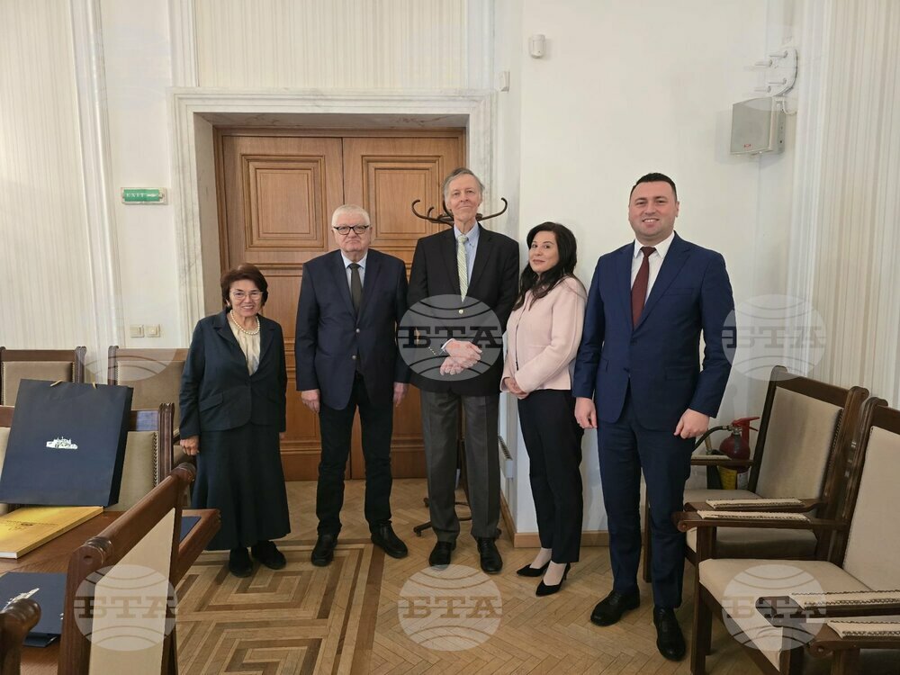 Инж. Петър Кънев се срещна с президента на Фондацията за иновации в САЩ