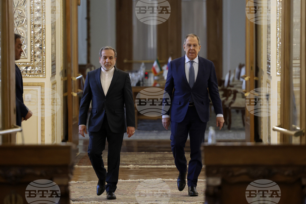 Иран ускорява ядрената си програма на фона на подкрепа от Русия и санкции от САЩ