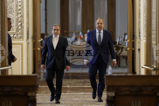 Иран ускорява ядрената си програма на фона на подкрепа от Русия и санкции от САЩ