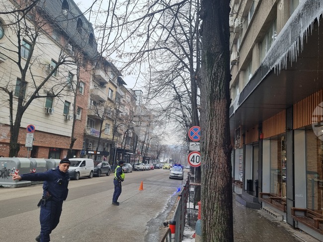 Велико Търново - ледени висулки - премахване