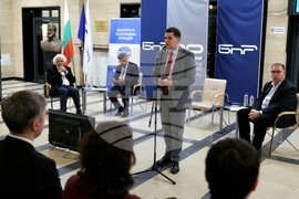 БТА - списание „ЛИК“ - „БНР 90 години по-късно“ - нов брой - представяне