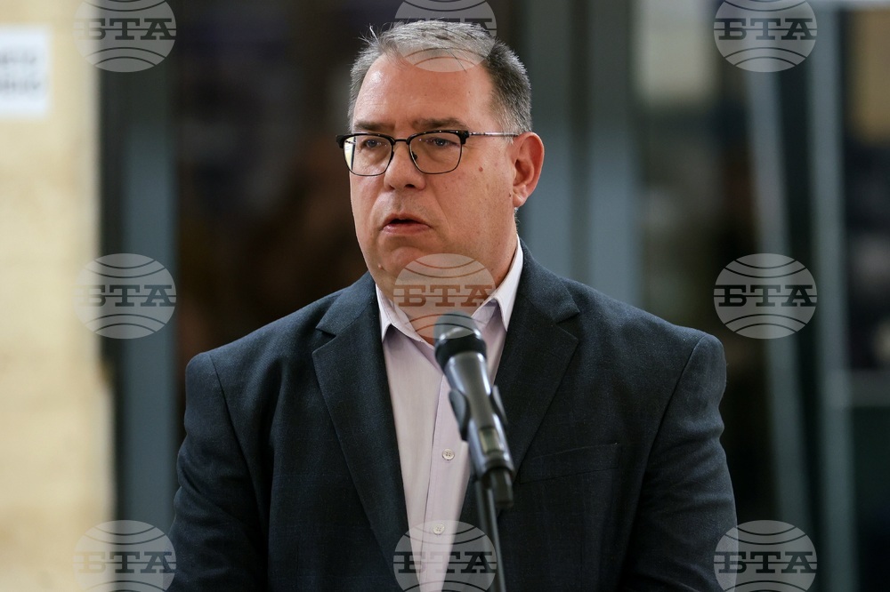 БТА - списание „ЛИК“ - „БНР 90 години по-късно“ - нов брой - представяне