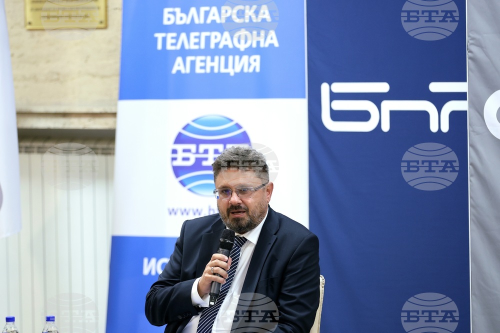 БТА - списание „ЛИК“ - „БНР 90 години по-късно“ - нов брой - представяне