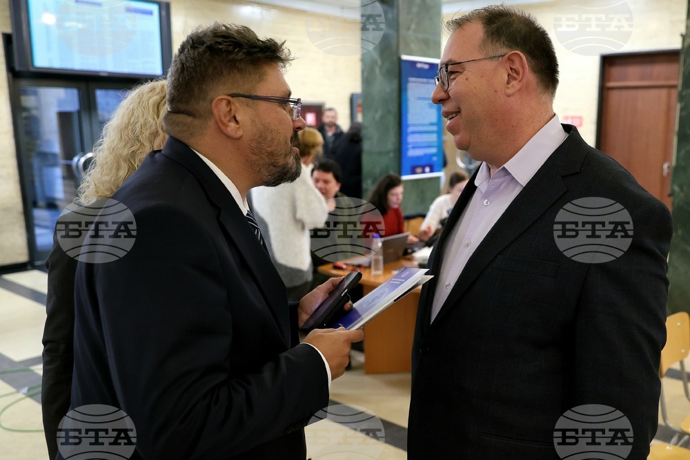Изложба - „90 години БНР - радиото на поколения Българи“ 