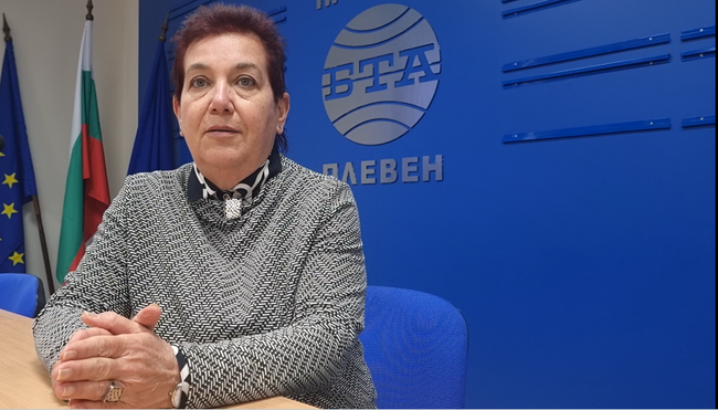 Кореспондентът на БНР в Плевен Латинка Светозарова е гост в пресклуба на БТА по повод представяне на новия брой на сп. ЛИК""