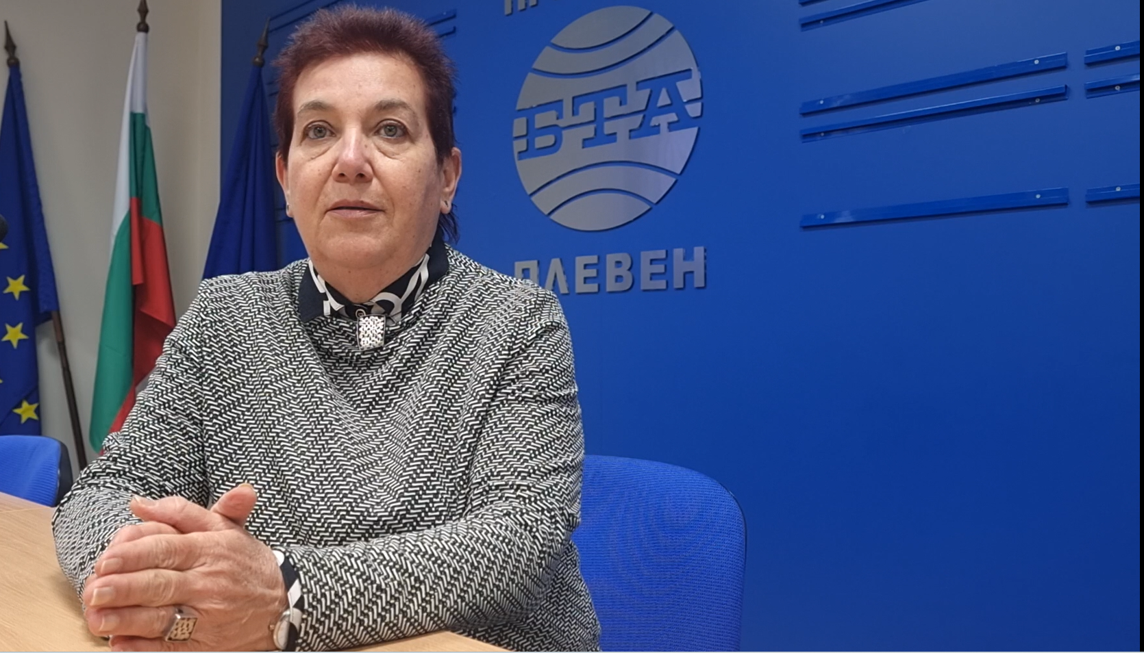Кореспондентът на БНР в Плевен Латинка Светозарова е гост в пресклуба на БТА по повод представяне на новия брой на сп. ЛИК"" Кореспондентът на БНР в Плевен Латинка Светозарова е гост в пресклуба на БТА по повод представяне на новия брой на сп. ЛИК""