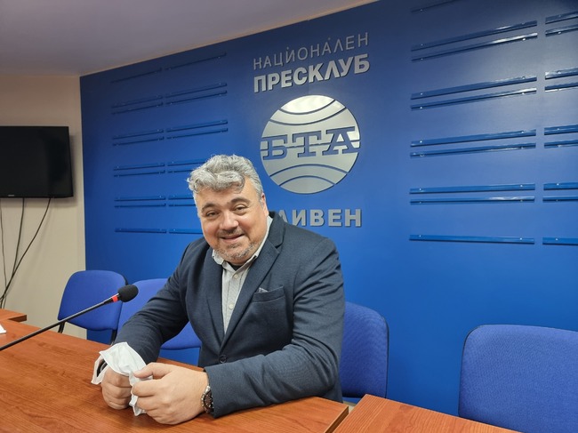 В страната има населени места, които са "медийни пустини" и ролята на БНР и БТА е да променят това, каза кореспондентът на БНР в Сливен Стоян Радев